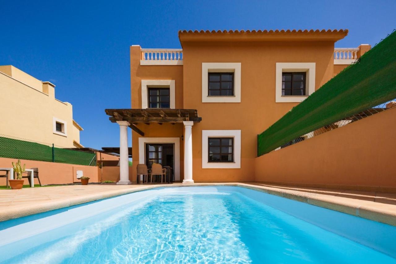 Ftv Holidays Homes Corralejo Exterior photo